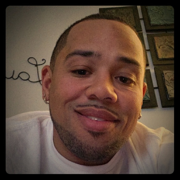 Meet your Posher, Henri - Picture 1 of 1